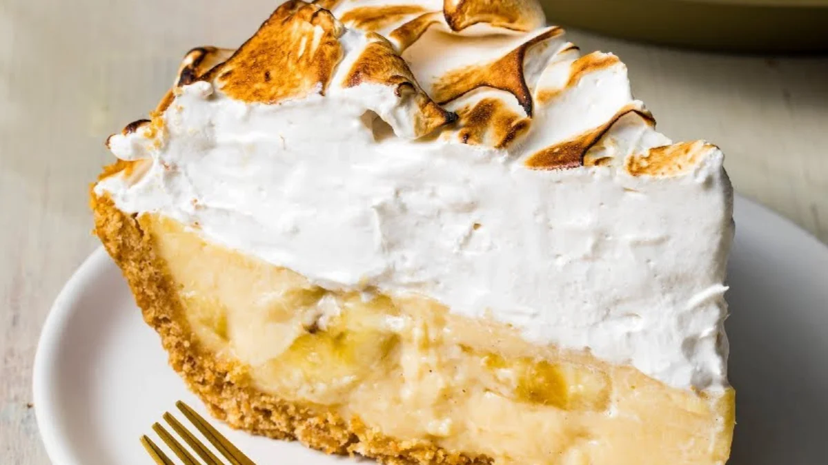 Banana Pudding Pie: A Delicious Dessert Recipe