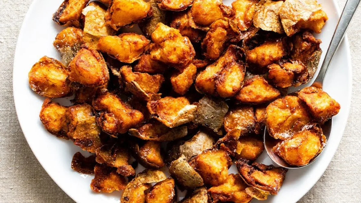 Torn and Fried Potatoes: A Crispy and Delicious Side Dish